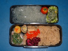 今日も早起きしたのでお弁当を作りました。