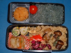 今日は超～早起きしてお弁当つくりました。