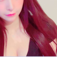 40代以上の彼氏がほしかったなーって思う。