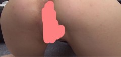 バックで中出し注入済みパイパンマムコです