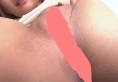 マングリ返しでパンティずらされアナルとマ○コ丸見え️