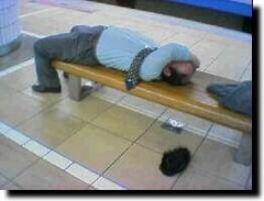 さっぱり分からない。解せない。どーして。