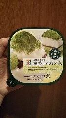 7i SEVEN&i PREMIUM 4層仕立ての 抹茶ティラミス氷