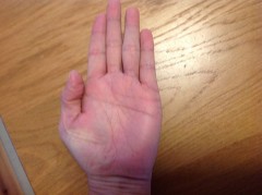 手を撮ってみた(*^^*)