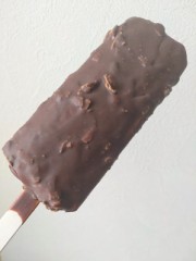 アイスもぐもぐタイム