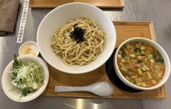 暑い日はつけうどん