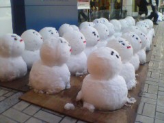 雪だるまが涼しくします