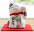 初詣で買った招き猫