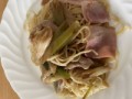 昨日の残りで、焼き蕎麦