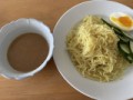 今日はザルラーメン