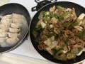 今日は回鍋肉と餃子を作って