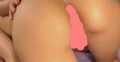 お尻突き出して、マ○コ撮影されてます