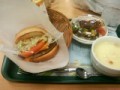 今日はモスバーガーへ・・・