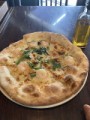 海老とほうれん草のピザ